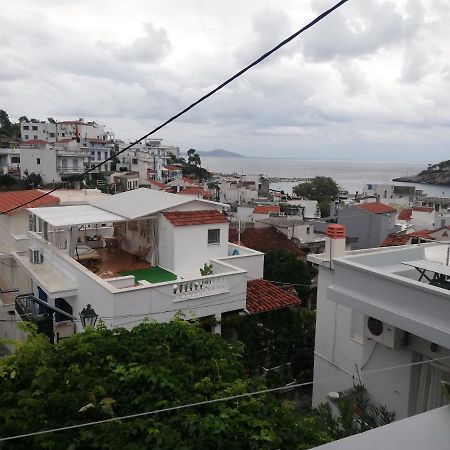 Elli Rooms Patitírion Exterior foto